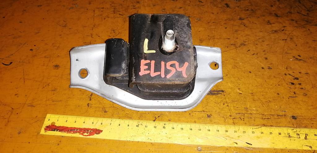 подушка двигателя Subaru Impreza 0