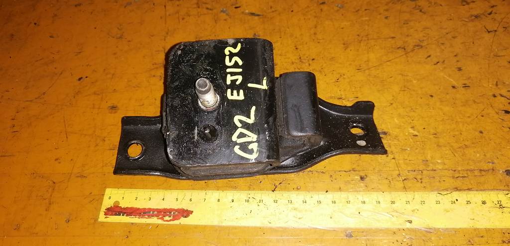 подушка двигателя Subaru Impreza 0