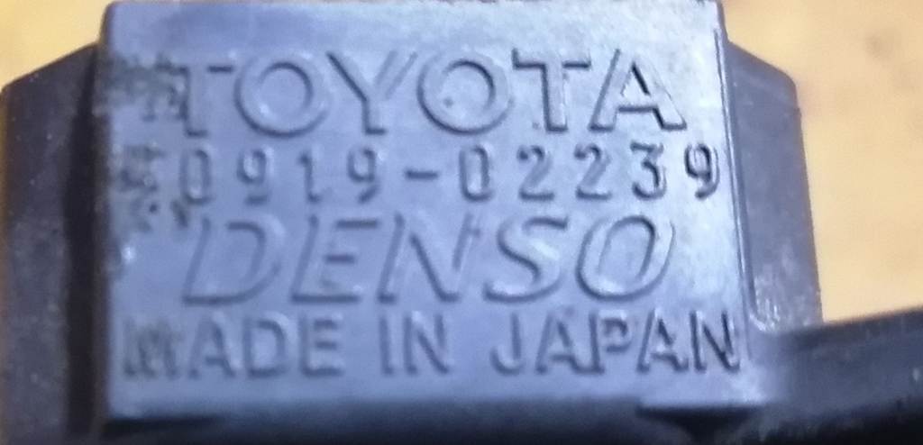 1KRFE КАТУШКА ЗАЖИГАНИЯ 90919-02239 Toyota Vitz 1
