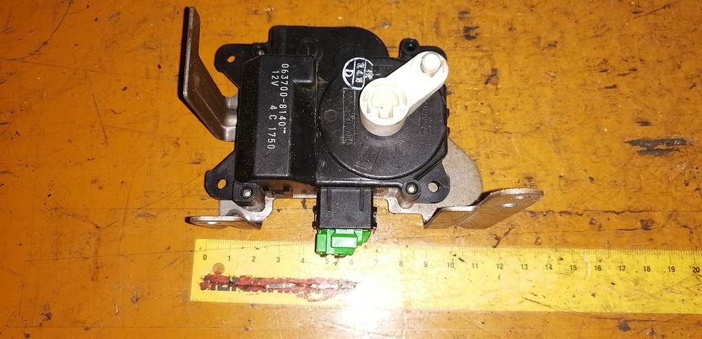 STEPWGN RF3 СЕРВОПРИВОД ЗАСЛОНОК ПЕЧКИ 063700-8140 Honda Stepwgn 1