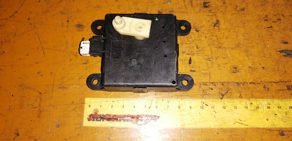 SUNNY FB15 СЕРВОПРИВОД ЗАСЛОНОК ПЕЧКИ 2K000 30850 Nissan Sunny 1