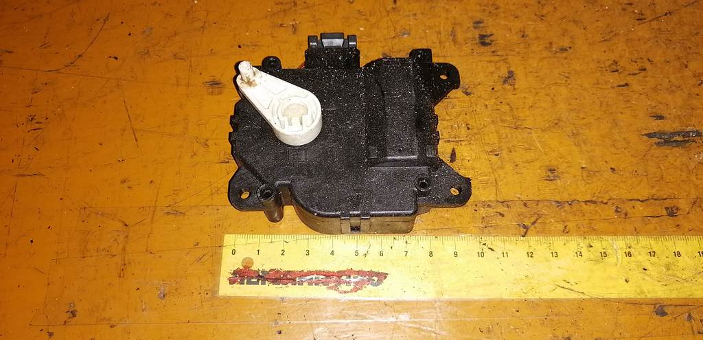 COLT Z21A СЕРВОПРИВОД ЗАСЛОНОК ПЕЧКИ 113800-2350 Mitsubishi Colt 1