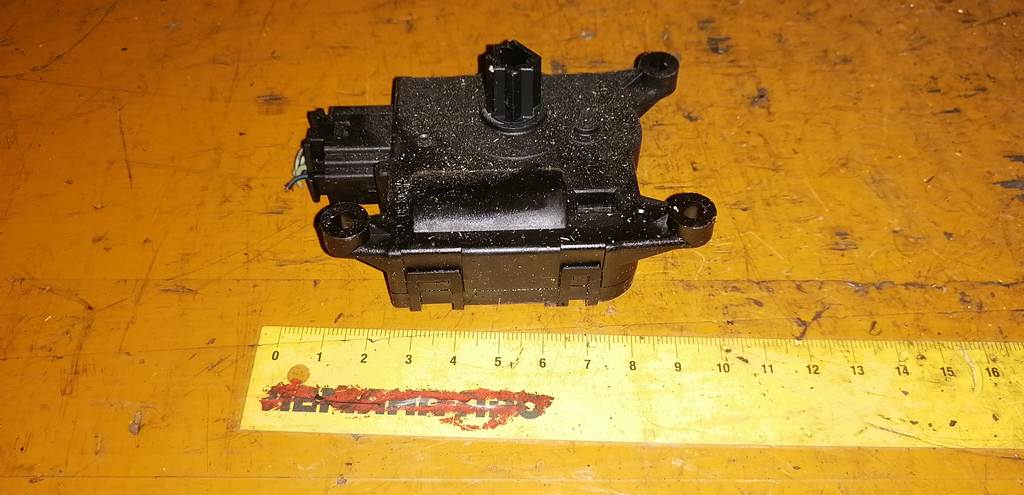 IMPREZA GP6 СЕРВОПРИВОД ЗАСЛОНОК ПЕЧКИ Subaru Impreza 1