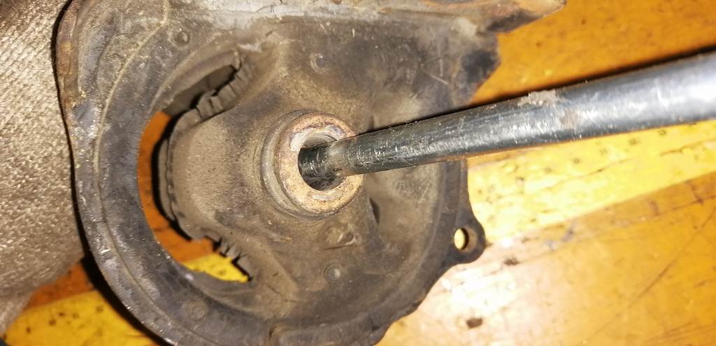 подушка двигателя Honda Stepwgn 3
