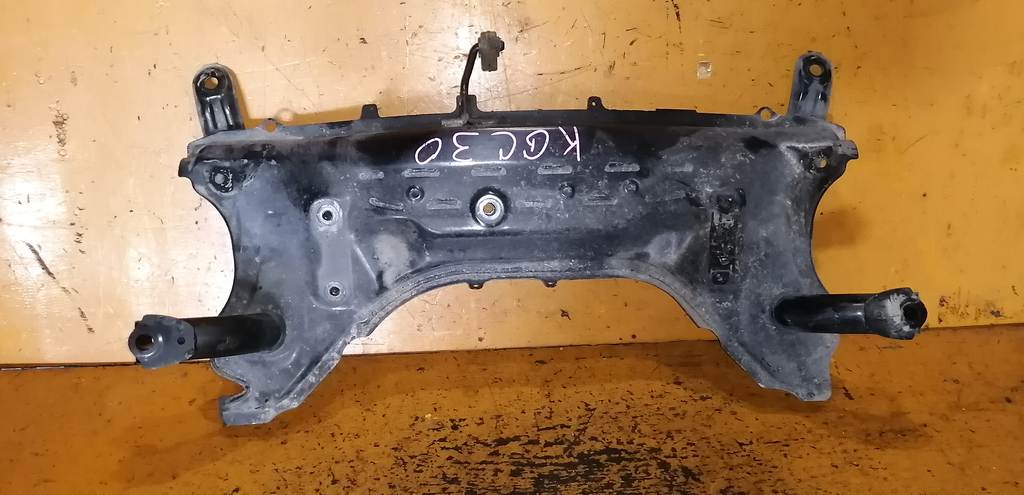 балка Toyota Passo 0