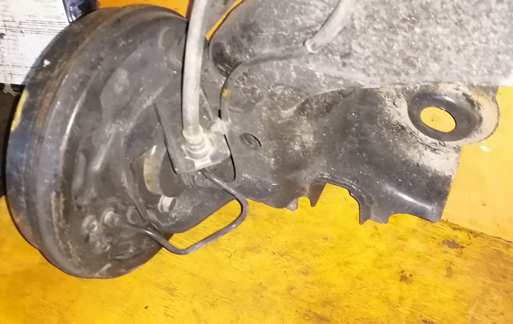 COLT Z21A БАЛКА ЗАДНЯЯ ВСБОРЕ ABS Mitsubishi Colt 4