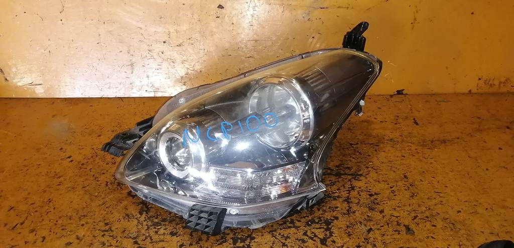 фара Toyota Ractis 0