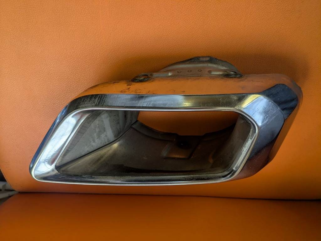BMW X7 G07 НАСАДКА НА ГЛУШИТЕЛЬ ЛЕВАЯ 5A5C8D1-01 BMW X7 4