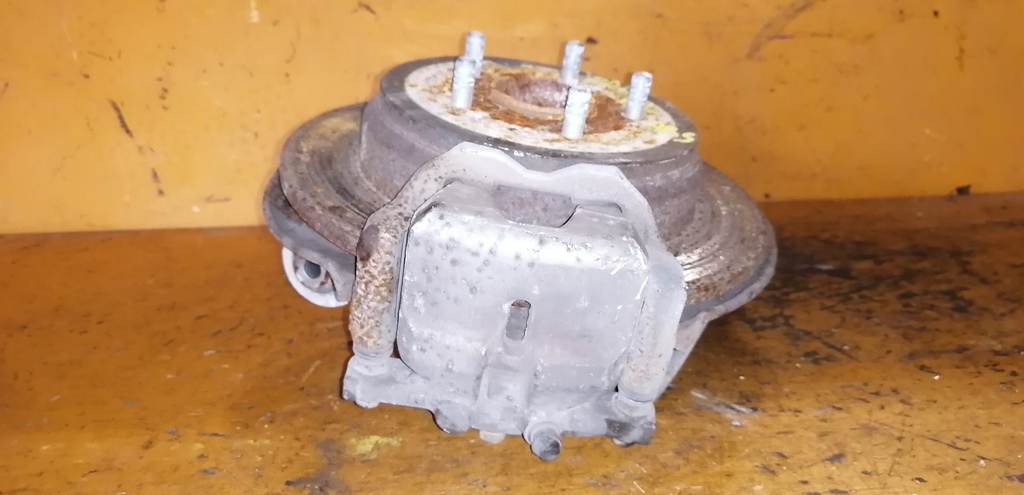 Подвеска Honda Elysion 2