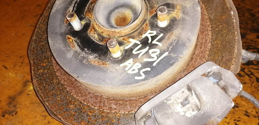 PRESAGE TU31 СТУПИЦА ЗАДНЯЯ ЛЕВАЯ ABS Nissan Presage 1