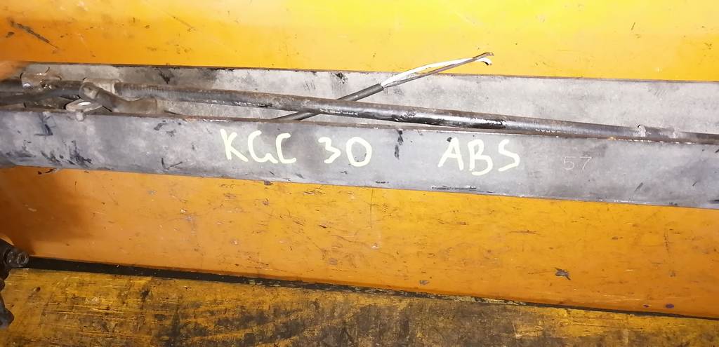 PASSO KGC30 БАЛКА ЗАДНЯЯ В СБОРЕ ABS Toyota Passo 1