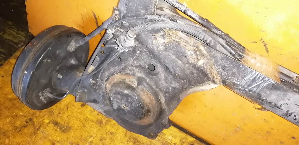 PASSO KGC30 БАЛКА ЗАДНЯЯ В СБОРЕ ABS Toyota Passo 4