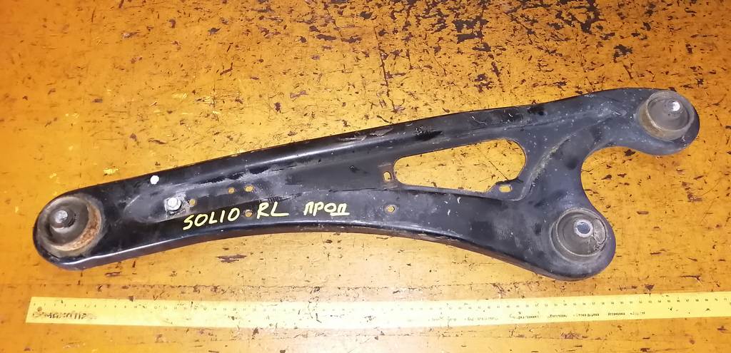 рычаг подвески Suzuki Solio 0