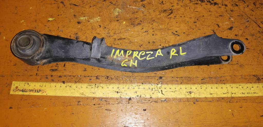 рычаг подвески Subaru Impreza 0