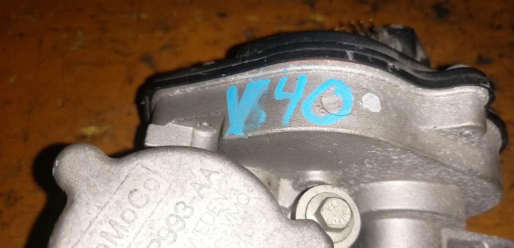 B4204S ДРОССЕЛЬНАЯ ЗАСЛОНКА, ДЕФЕКТ Volvo S40 1