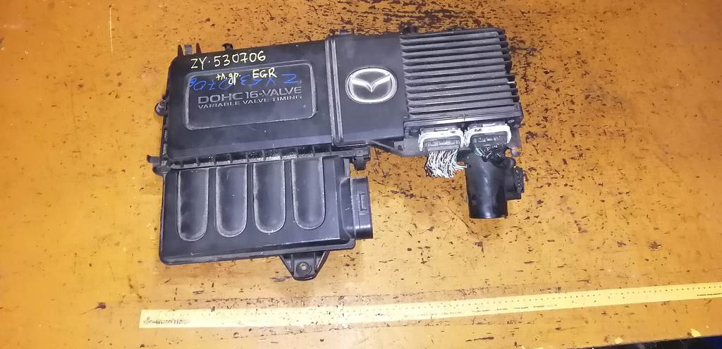 блок управления двс Mazda Axela 0
