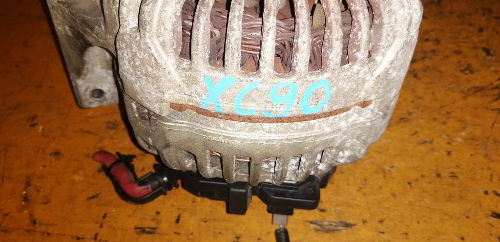 B5254T2 ГЕНЕРАТОР 30658087 Volvo XC90 1