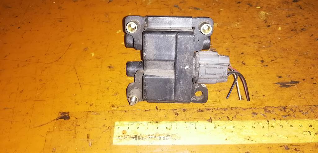 EJ203 КАТУШКА ЗАЖИГАНИЯ 22433AA500 Subaru Forester 1