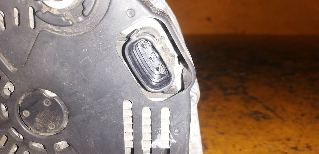 MR20DE ГЕНЕРАТОР 23100 EN00B Nissan X-Trail 4