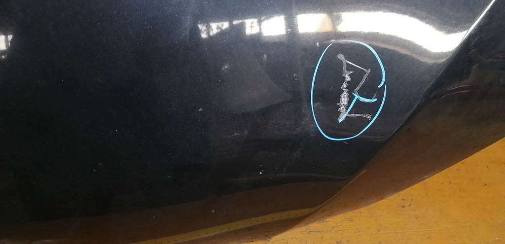 капот BMW 3 Series 3