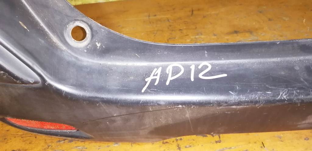 AD VAY12 БАМПЕР ЗАДНИЙ Nissan AD 1