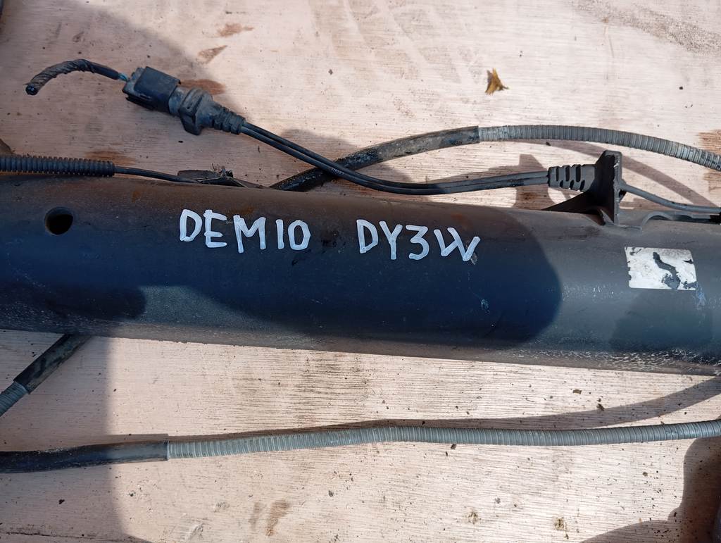 DEMIO DY3W БАЛКА ЗАДНЯЯ В СБОРЕ Mazda Demio 1