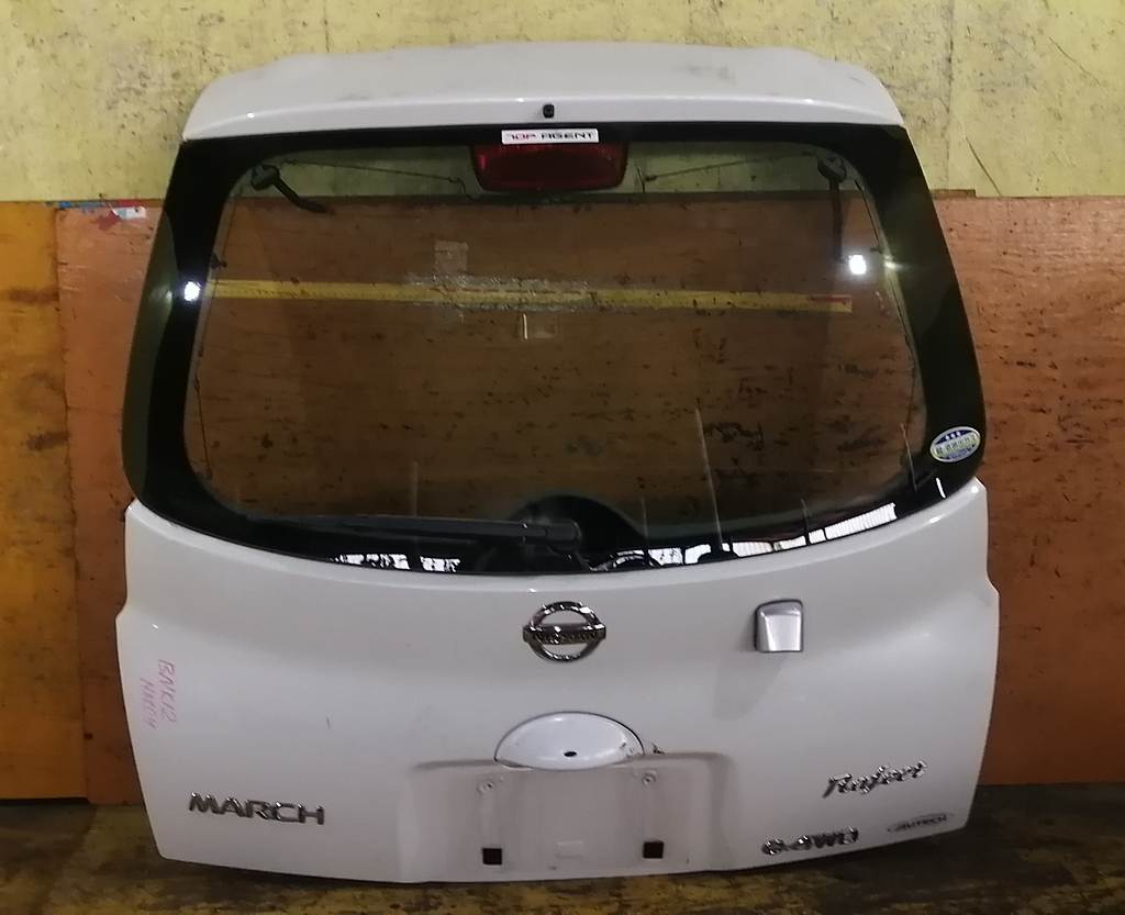 дверь 5-я Nissan March 0