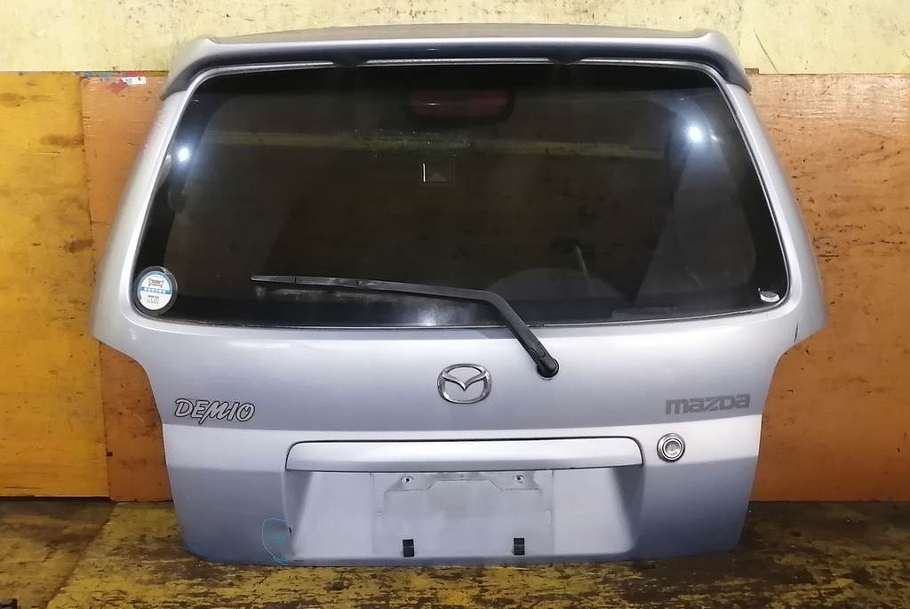 дверь 5-я Mazda Demio 0