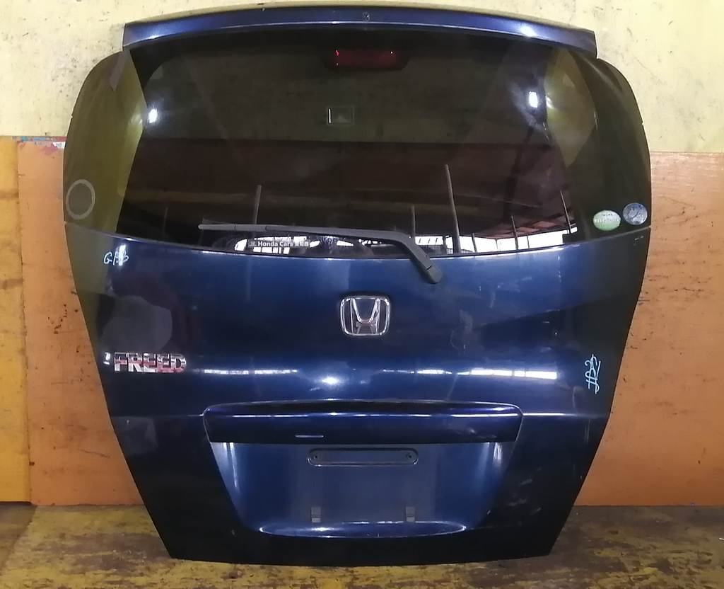 дверь 5-я Honda Freed 0