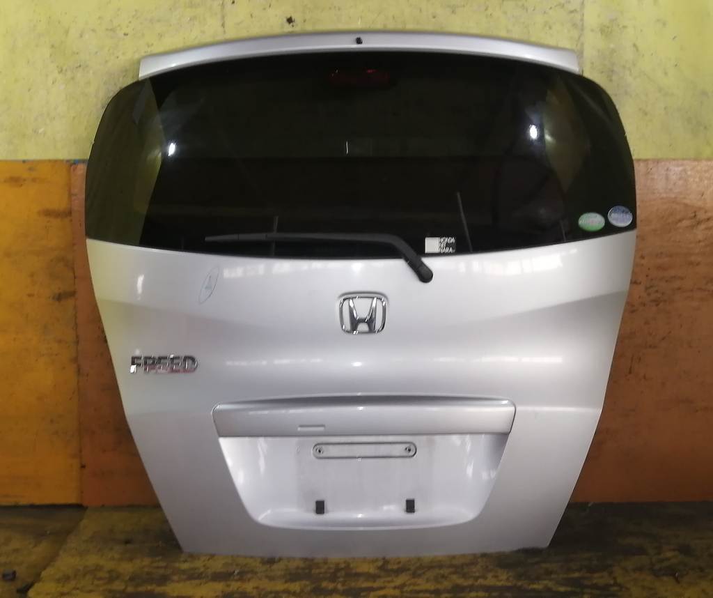 дверь 5-я Honda Freed 0