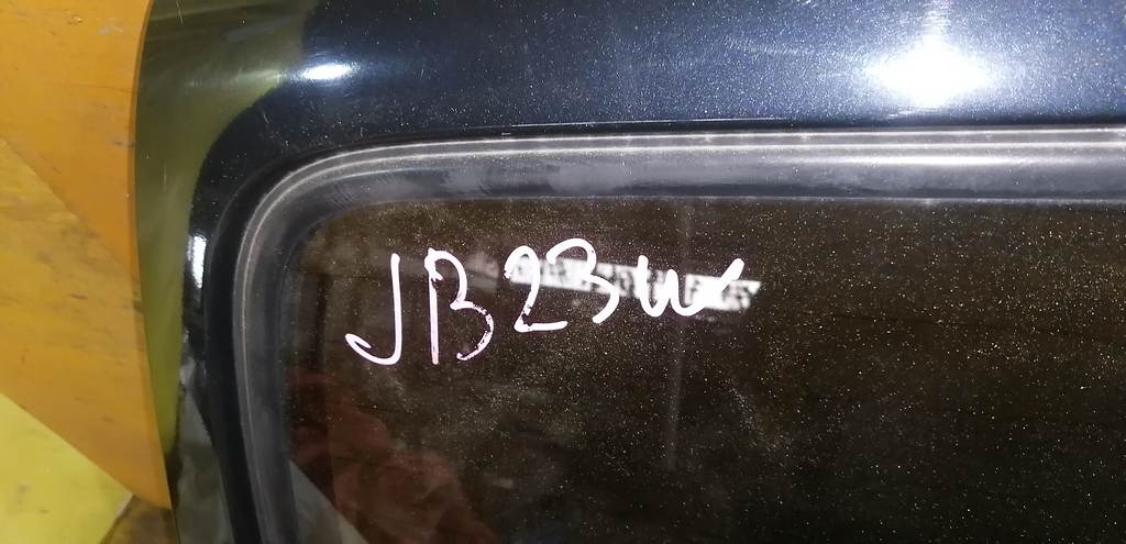JIMNY JB23W ДВЕРЬ 5-Я Suzuki Jimny 1