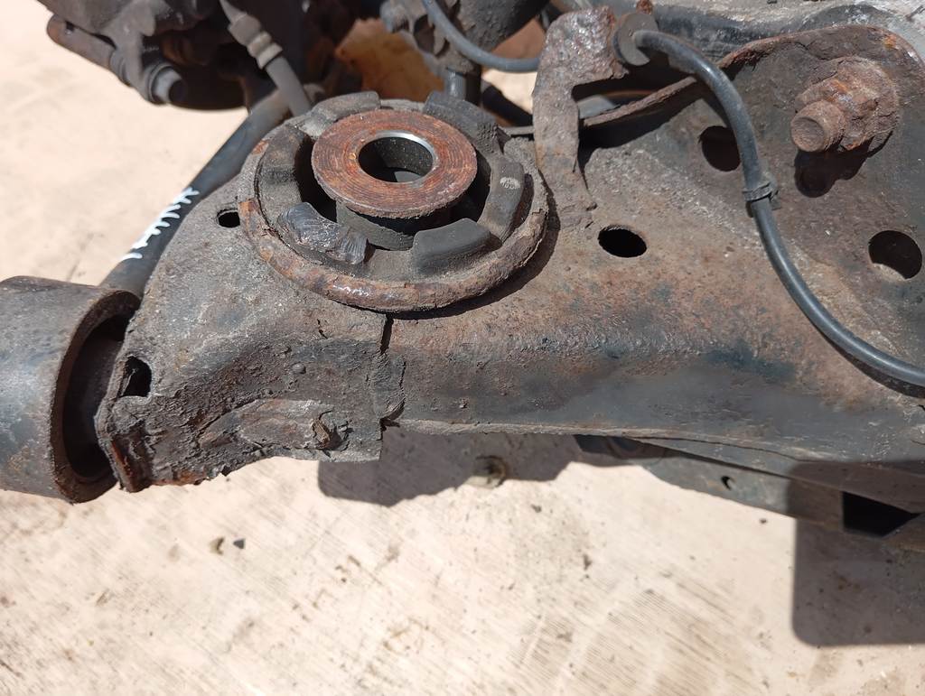 TEANA J32 БАЛКА ЗАДНЯЯ В СБОРЕ, погнута 1 тяга Nissan Teana 7