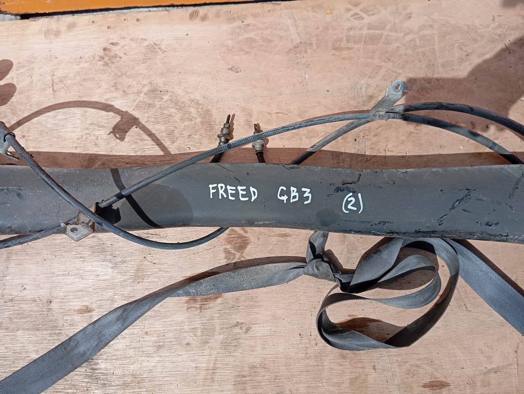 FREED GB3 БАЛКА ЗАДНЯЯ В СБОРЕ 2 Honda Freed 1