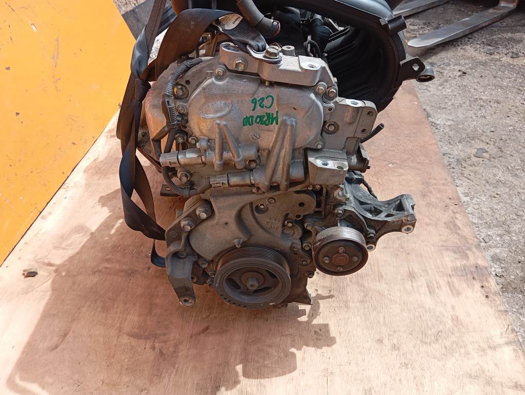 двигатель Nissan Serena 3