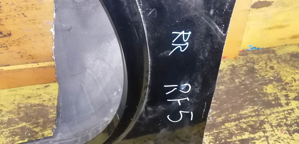 STEPWGN RF5 КРЫЛО ЗАДНЕЕ ПРАВОЕ Honda Stepwgn 1