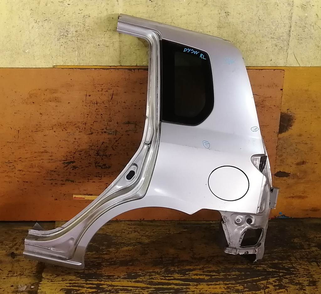 крыло Mazda Demio 0