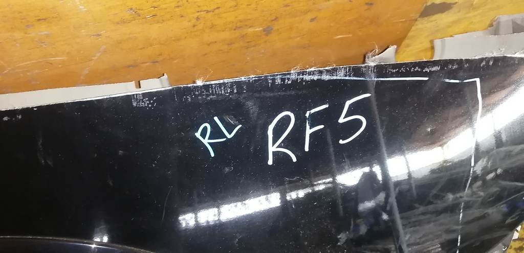STEPWGN RF5 КРЫЛО ЗАДНЕЕ ЛЕВОЕ Honda Stepwgn 1