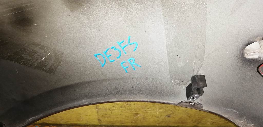 Кузов Mazda Demio 2