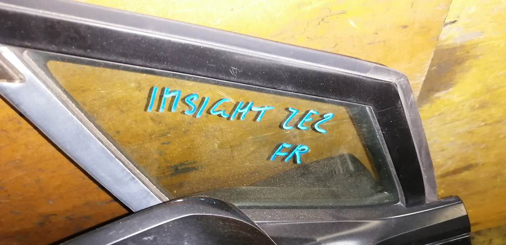 INSIGHT ZE2 ДВЕРЬ ПЕРЕДНЯЯ ПРАВАЯ Honda Insight 1