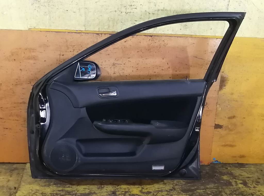 ACCORD CM1 ДВЕРЬ ПЕРЕДНЯЯ ПРАВАЯ Honda Accord 4