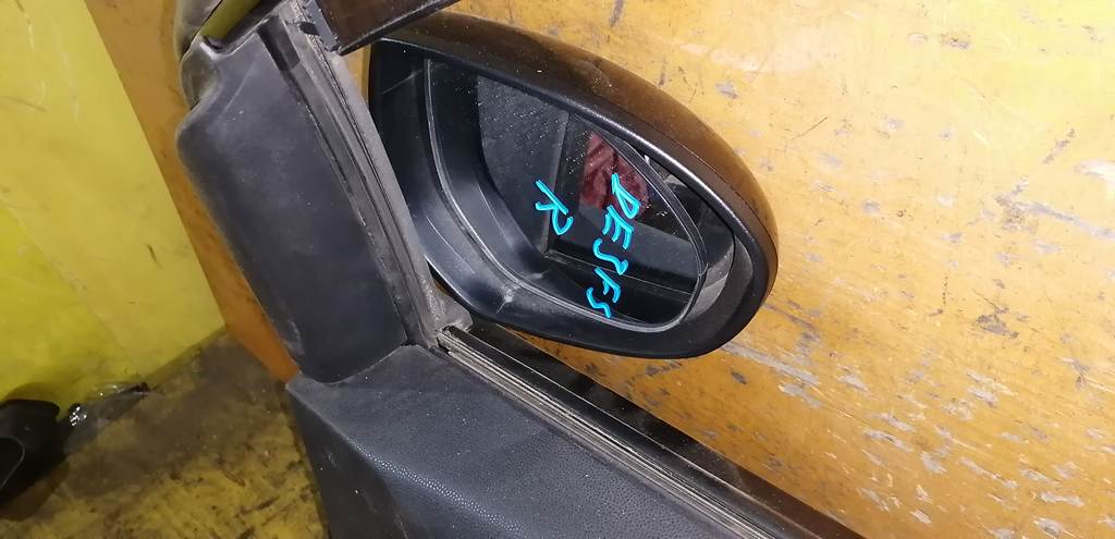 зеркало Mazda Demio 0