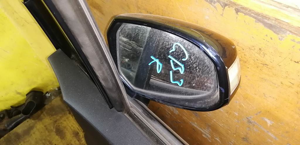 зеркало Honda Freed 0