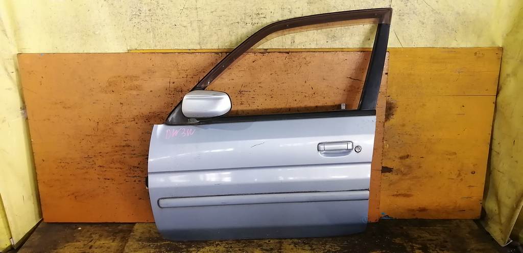 дверь Mazda Demio 0