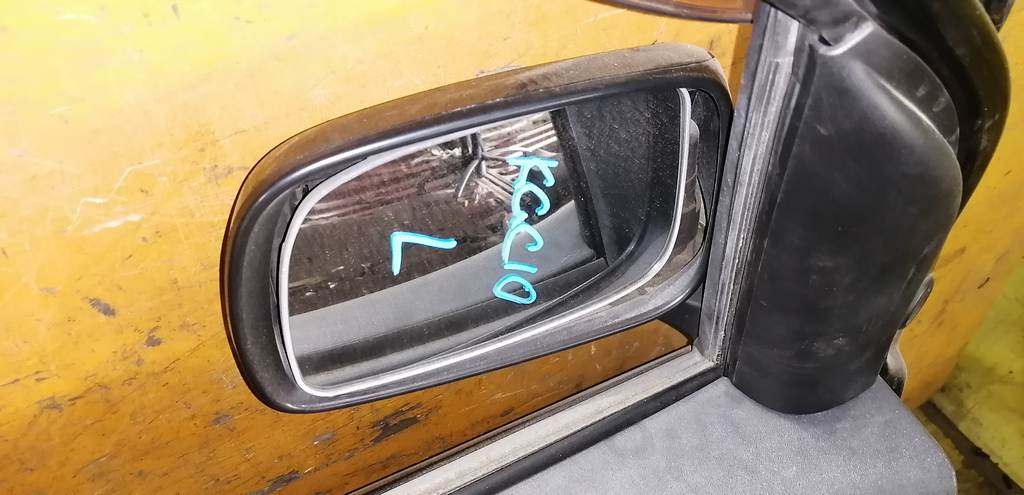 зеркало Toyota Passo 0