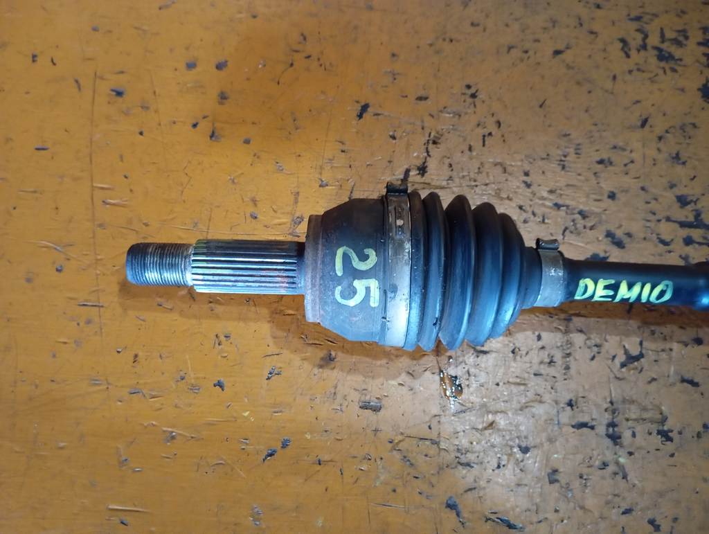 DEMIO DE3FS ПРИВОД ПЕРЕДНИЙ ПРАВЫЙ 25/26 Mazda Demio 1