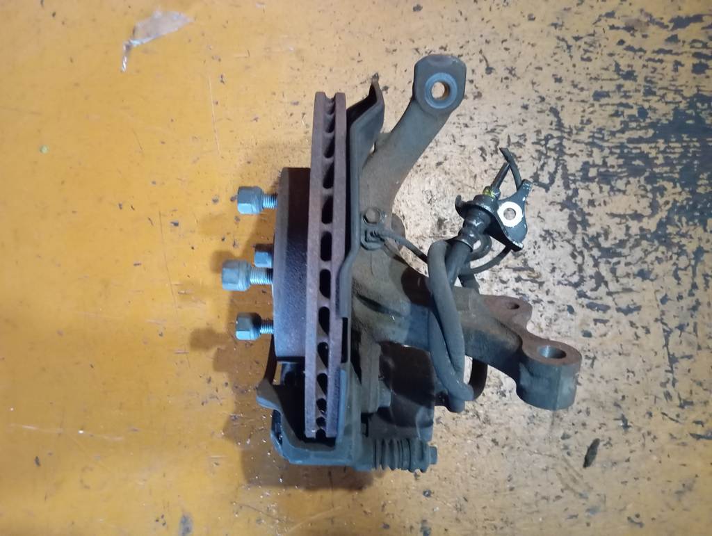 FREED GB3 СТУПИЦА ПЕРЕДНЯЯ ПРАВАЯ ABS 1 Honda Freed 1