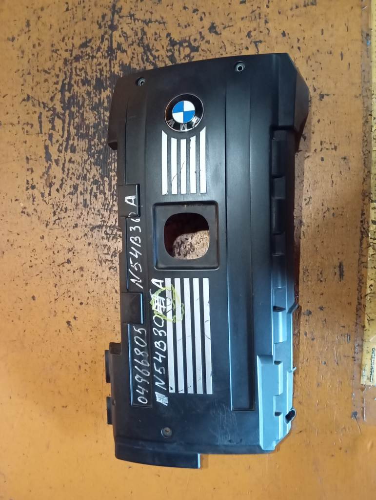 декоративная крышка двс BMW 3 Series 0