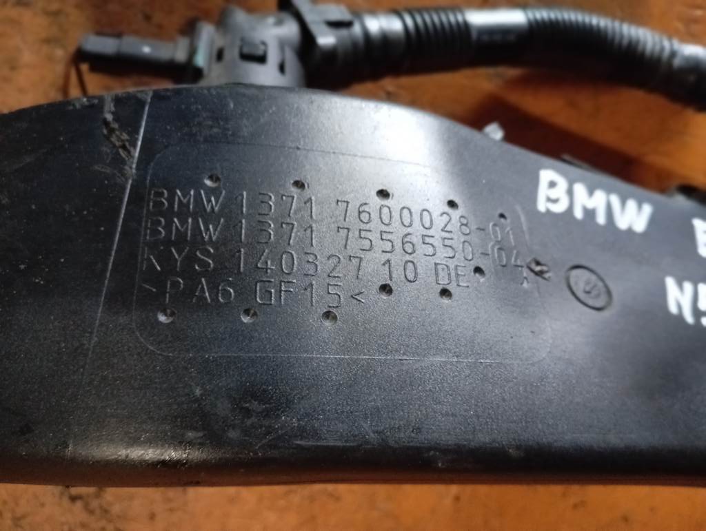 BMW E92 ПАТРУБОК ВОЗДУШНОГО ФИЛЬТРА 1371 7600028-01 BMW 3 Series 1