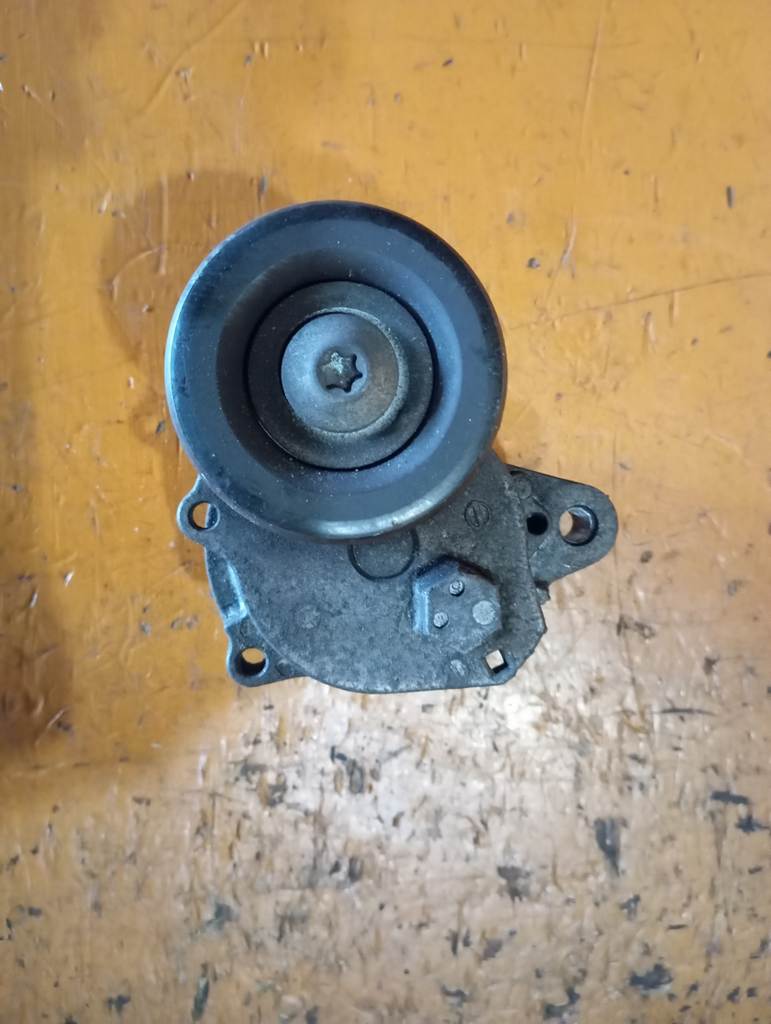 MR20DD НАТЯЖИТЕЛЬ Nissan Serena 1