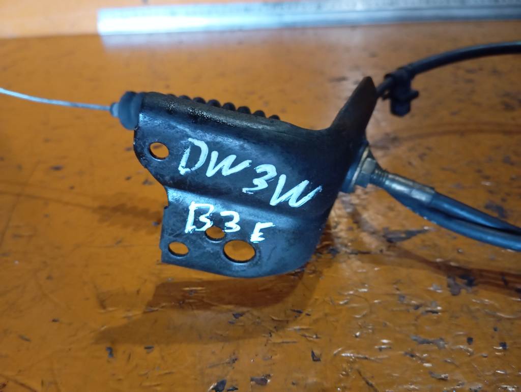 DEMIO DW5W ТРОСИК ГАЗА Mazda Demio 1